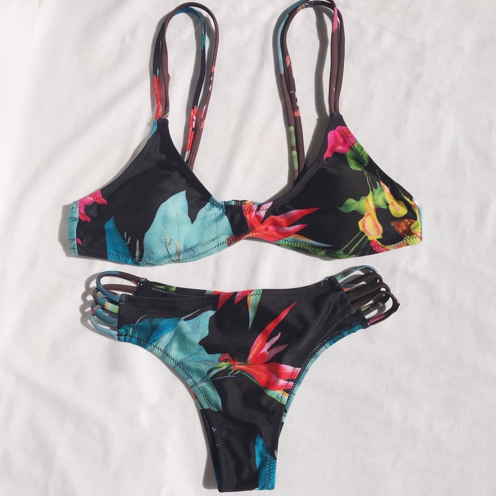 FLOWER BIKINI SET